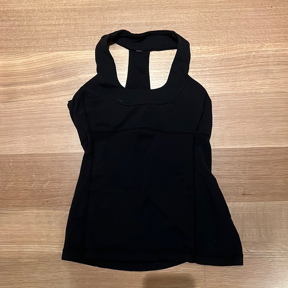 Black Lululemon Tabk with Built In Bra - Picture 1 of 3